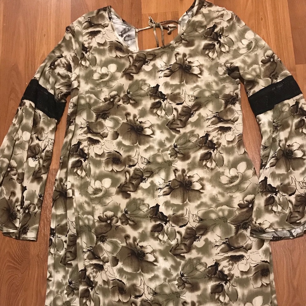 Ash Dress with Bell Sleeves